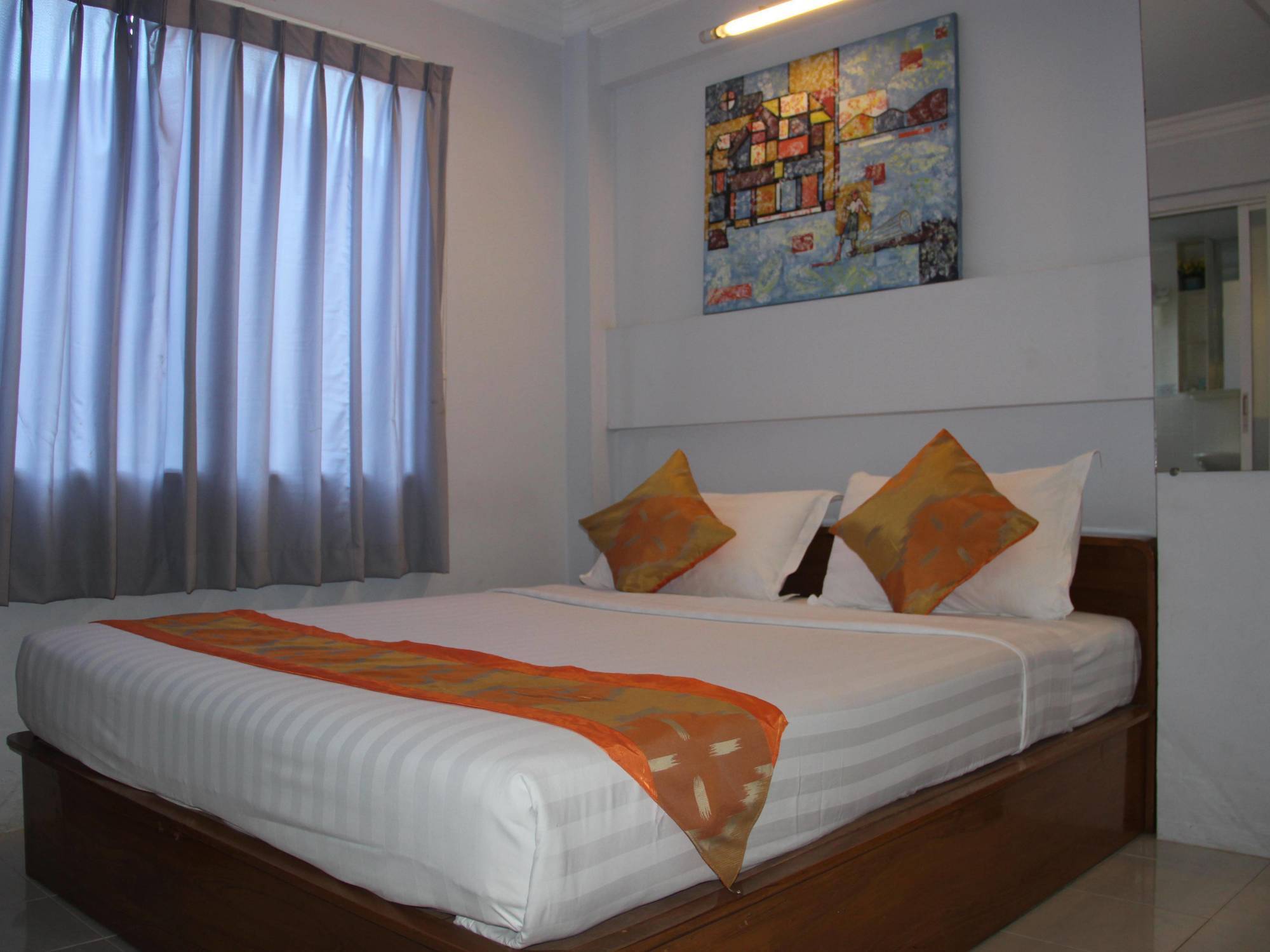 New Yangon Hotel Extérieur photo