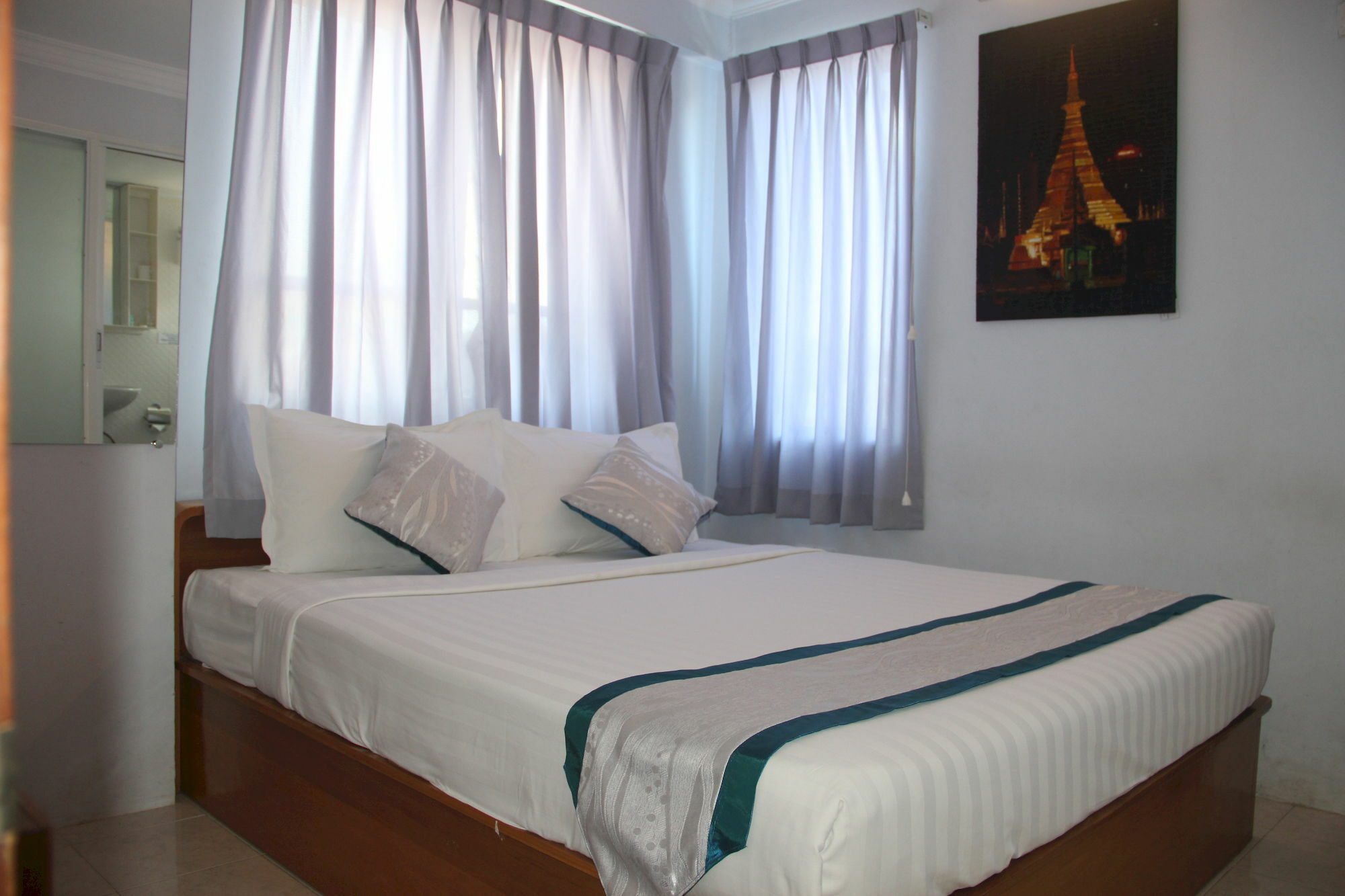 New Yangon Hotel Extérieur photo