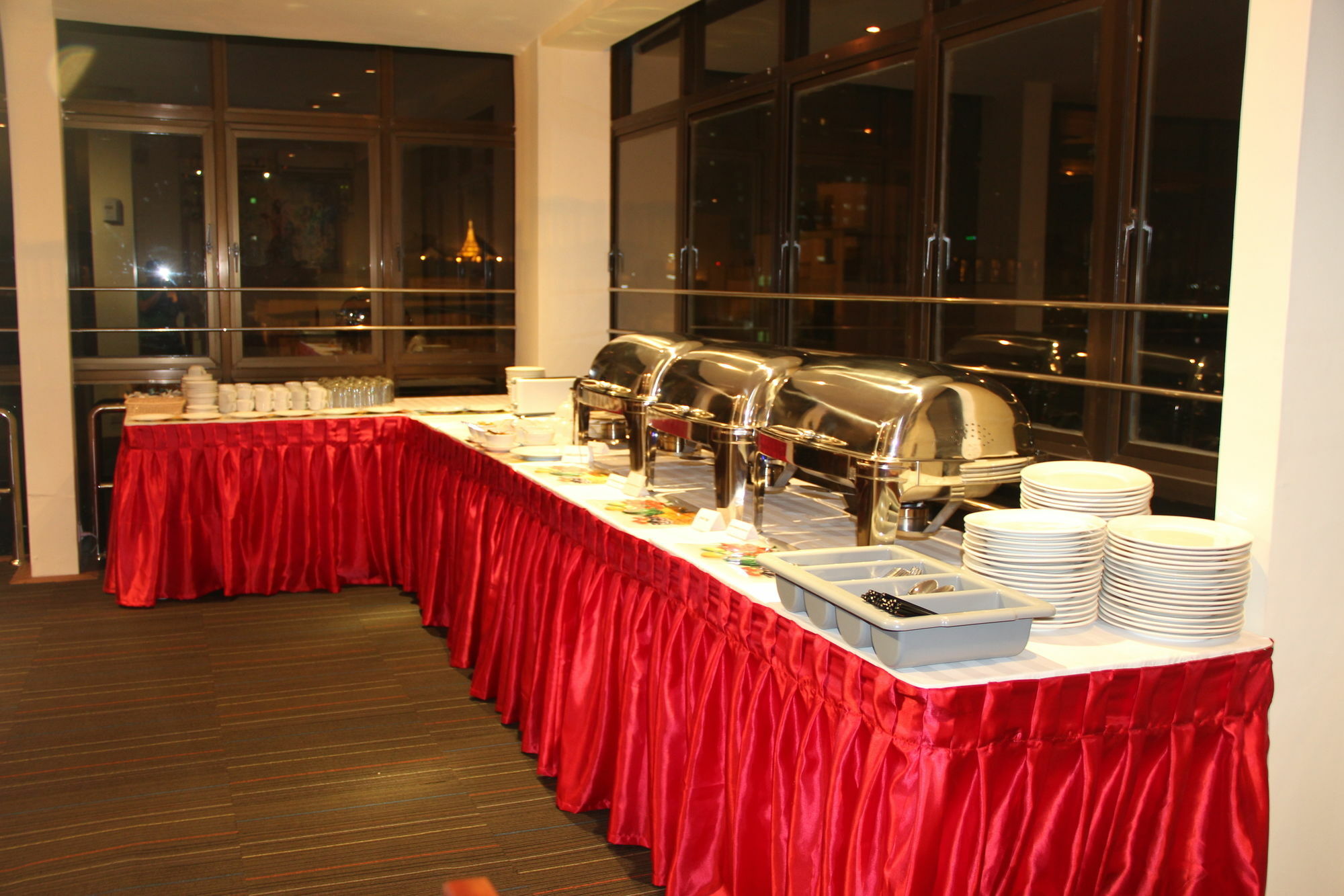 New Yangon Hotel Extérieur photo